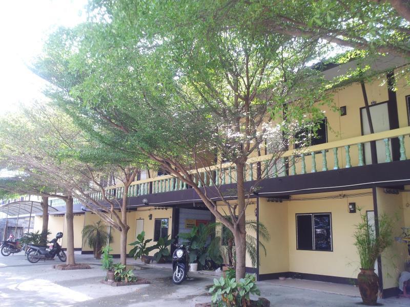 Baan Kanlaya Chonburi Esterno foto